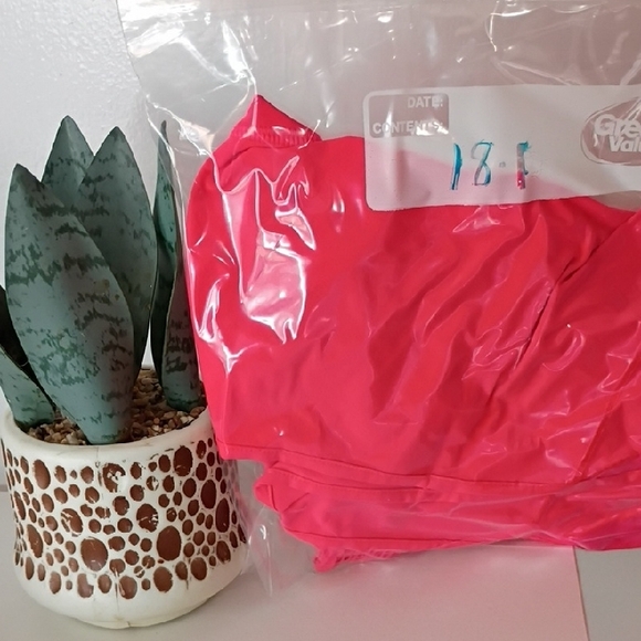 Lululemon Shorts Women's Pink Shorts Size 4 Hotty Hot Pink - Picture 11 of 11